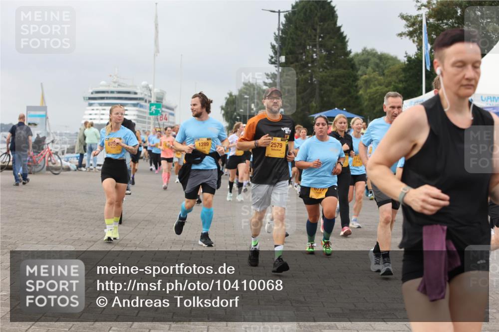 13.09.2026 - Kiel Lauf Andreas Tolksdorf http://msf.ph/oto/10410068 13.09.2026 10:01:20 Kiellinie 675, 1289, 2579, 1116 meine-sportfotos.de