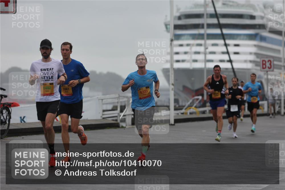 13.09.2026 - Kiel Lauf Andreas Tolksdorf http://msf.ph/oto/10410070 13.09.2026 11:43:02 Kiellinie 1492, 1661, 39, 6333, 8371, 3 meine-sportfotos.de