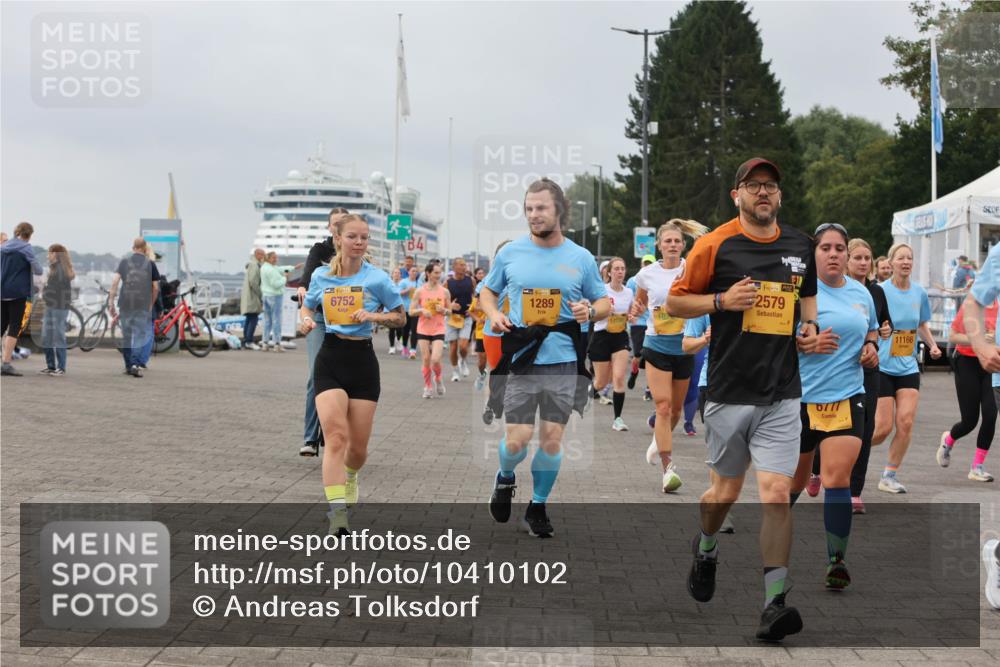 13.09.2026 - Kiel Lauf Andreas Tolksdorf http://msf.ph/oto/10410102 13.09.2026 10:01:21 Kiellinie 38, 6752, 38, 1289, 39, 2579, 11166, 6777 meine-sportfotos.de