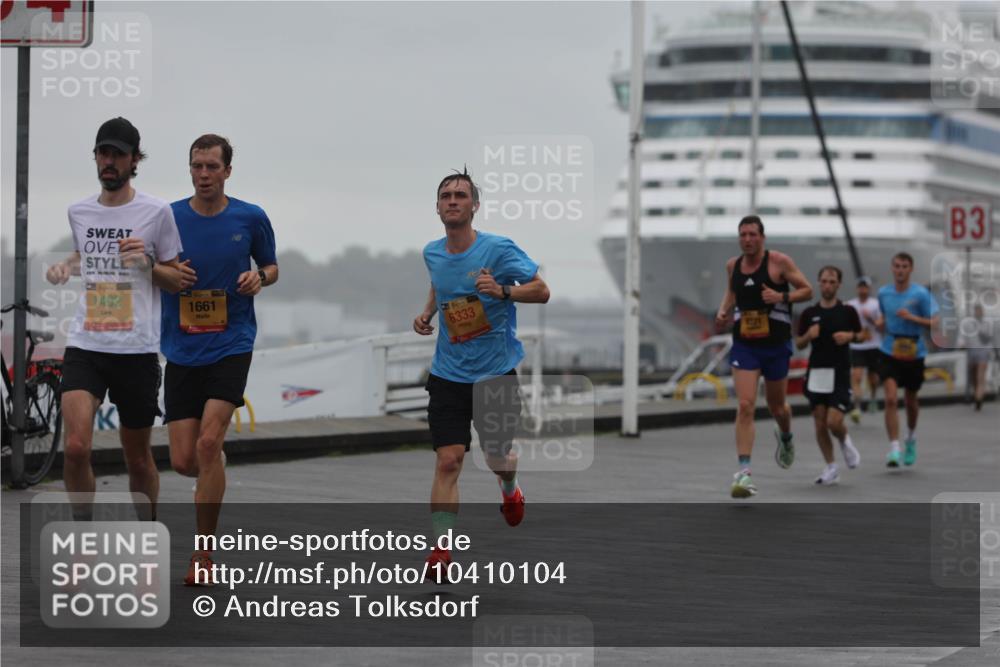 13.09.2026 - Kiel Lauf Andreas Tolksdorf http://msf.ph/oto/10410104 13.09.2026 11:43:02 Kiellinie 39, 1492, 39, 1661, 39, 6333, 3 meine-sportfotos.de
