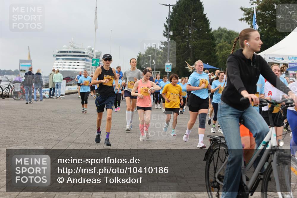 13.09.2026 - Kiel Lauf Andreas Tolksdorf http://msf.ph/oto/10410186 13.09.2026 10:01:25 Kiellinie 269, 3769, 1008, 34, 842 meine-sportfotos.de