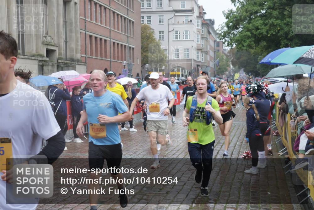13.09.2026 - Kiel Lauf Yannick Fuchs http://msf.ph/oto/10410254 13.09.2026 10:41:04 Ziel 35, 973, 1342, 1781, 2561, 2818, 2825, 2892, 2898, 3464, 3535, 3952, 4624, 4662, 4691, 4797, 5043, 5319, 5388, 5509, 6340, 6565, 7405, 7615, 8246, 8955, 9349, 9527, 9539, 10680, 10794, 11526, 11632, 11833, 11885, 12131, 12474, 12494, 12625, 35, 337, 393, 837, 1037, 1123, 1125, 1427, 1603, 1793, 1971, 1985, 2052, 2096, 2499, 2942, 3257, 3339, 3415, 3524, 3535, 3841, 4131, 4431, 4712, 5018, 5043, 5086, 5473, 5846, 6301, 6397, 6504, 6632, 6635, 6709, 6793, 7499, 7537, 7655 meine-sportfotos.de