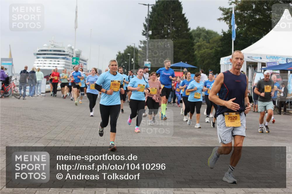 13.09.2026 - Kiel Lauf Andreas Tolksdorf http://msf.ph/oto/10410296 13.09.2026 10:01:28 Kiellinie 10617, 4132, 38, 7520, 8237 meine-sportfotos.de