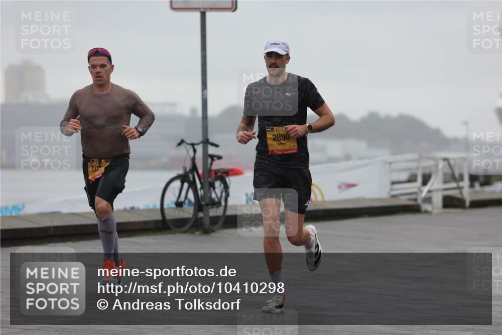 13.09.2026 - Kiel Lauf Andreas Tolksdorf http://msf.ph/oto/10410298 13.09.2026 11:43:15 Kiellinie 99, 2890 meine-sportfotos.de