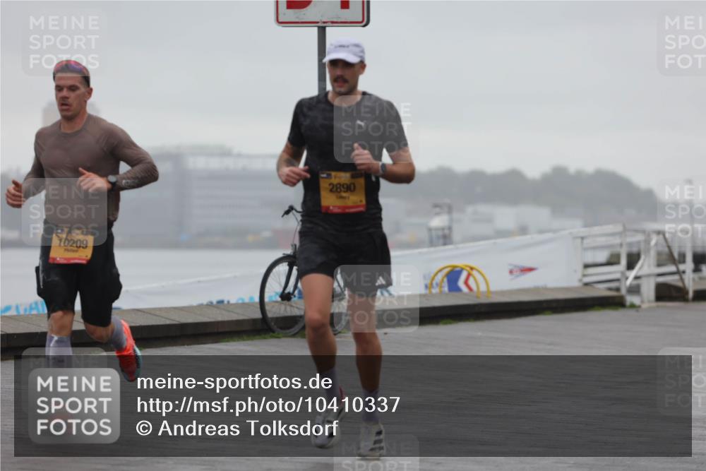 13.09.2026 - Kiel Lauf Andreas Tolksdorf http://msf.ph/oto/10410337 13.09.2026 11:43:16 Kiellinie 0209, 2890 meine-sportfotos.de