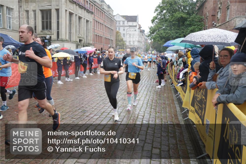 13.09.2026 - Kiel Lauf Yannick Fuchs http://msf.ph/oto/10410341 13.09.2026 10:41:08 Ziel 973, 1781, 2825, 2892, 2898, 3464, 3952, 4286, 4527, 4624, 4662, 4691, 4797, 5319, 5509, 5916, 6340, 6461, 6565, 6654, 7405, 7615, 8246, 9349, 9527, 9539, 10680, 10794, 11526, 11632, 11833, 11885, 12035, 12494, 35, 337, 393, 837, 1037, 1342, 1427, 1603, 1971, 1985, 2052, 2096, 2499, 2561, 2818, 3257, 3339, 3415, 3524, 3535, 3841, 4131, 4431, 4712, 5043, 5086, 5319, 5388, 5509, 6301, 6397, 6504, 6632, 6635, 6709, 6793, 7499, 7537, 7655, 8955, 849, 1985, 3339, 5086, 6632 meine-sportfotos.de