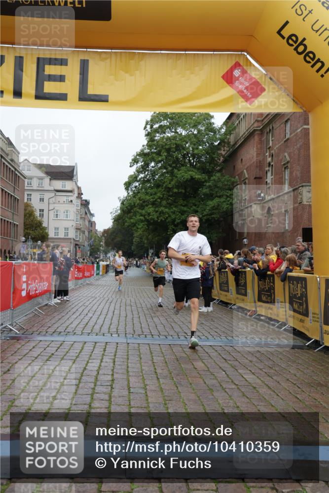 13.09.2026 - Kiel Lauf Yannick Fuchs http://msf.ph/oto/10410359 13.09.2026 09:33:47 Ziel 1246, 6681, 10069, 6682, 7305, 8092, 10404, 12831, 5040, 7588, 10864, 11791, 60 meine-sportfotos.de