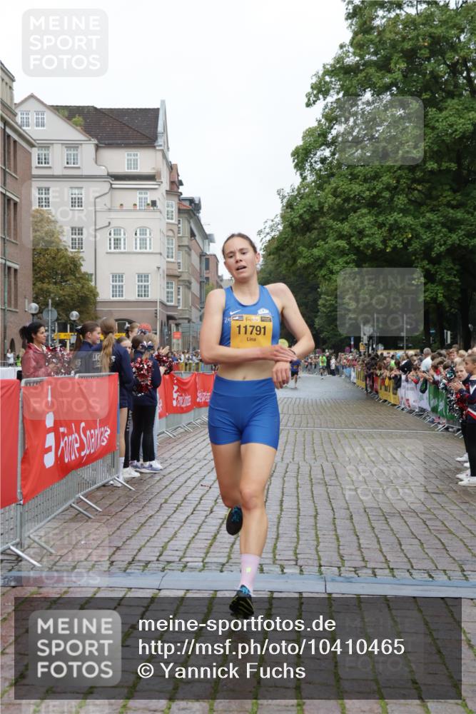 13.09.2026 - Kiel Lauf Yannick Fuchs http://msf.ph/oto/10410465 13.09.2026 09:34:08 Ziel 5040, 11791, 1246, 6681, 7588, 10069, 10404, 10864, 12831, 3679, 5332, 5815, 7743, 10404, 12831 meine-sportfotos.de
