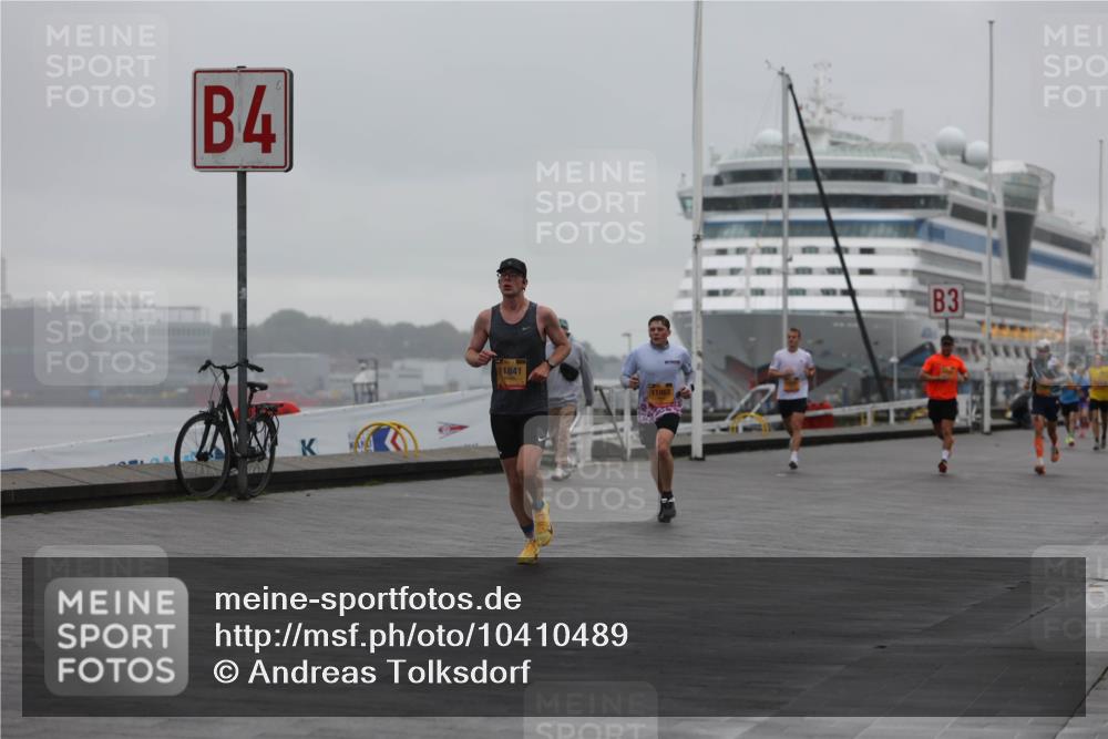 13.09.2026 - Kiel Lauf Andreas Tolksdorf http://msf.ph/oto/10410489 13.09.2026 11:43:24 Kiellinie 4, 11841, 11863, 3 meine-sportfotos.de