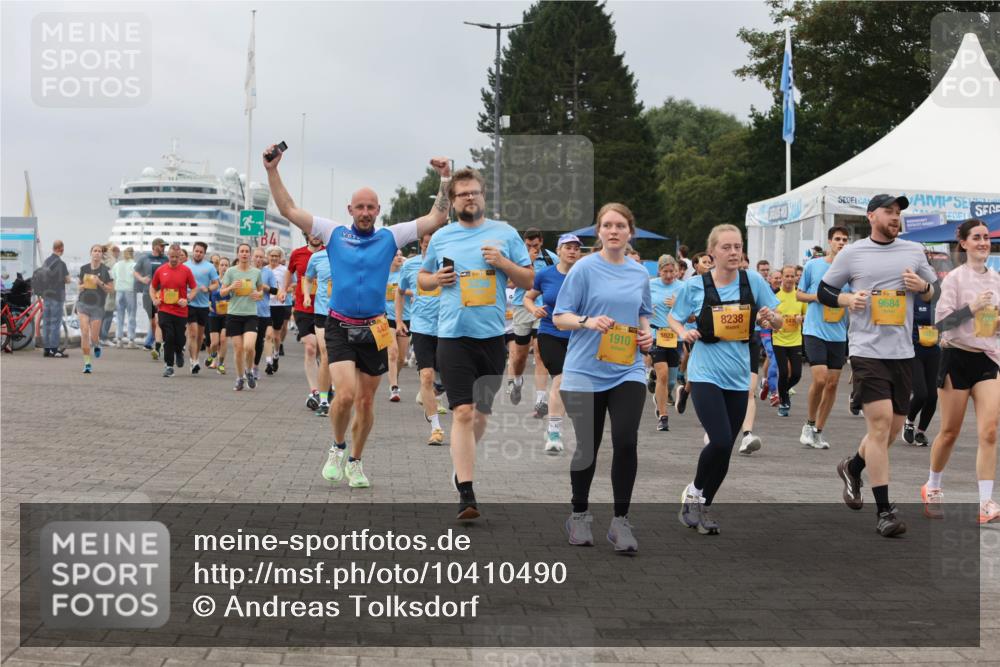 13.09.2026 - Kiel Lauf Andreas Tolksdorf http://msf.ph/oto/10410490 13.09.2026 10:01:33 Kiellinie 4, 8238, 9684, 5923, 1910 meine-sportfotos.de