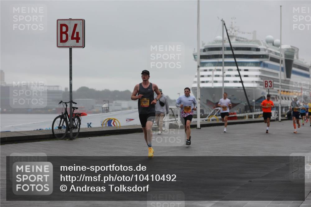 13.09.2026 - Kiel Lauf Andreas Tolksdorf http://msf.ph/oto/10410492 13.09.2026 11:43:24 Kiellinie 4, 11841, 11863, 3 meine-sportfotos.de