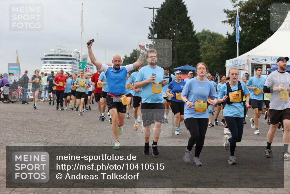 13.09.2026 - Kiel Lauf Andreas Tolksdorf http://msf.ph/oto/10410515 13.09.2026 10:01:33 Kiellinie 13, 4, 4431, 1910, 8238, 9684 meine-sportfotos.de
