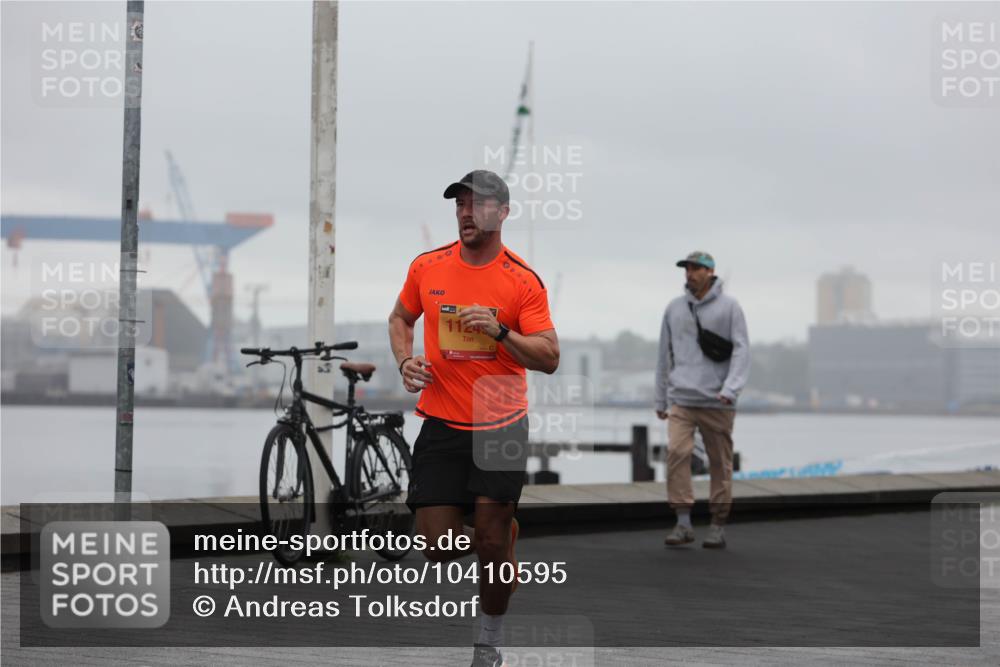 13.09.2026 - Kiel Lauf Andreas Tolksdorf http://msf.ph/oto/10410595 13.09.2026 11:43:35 Kiellinie  meine-sportfotos.de