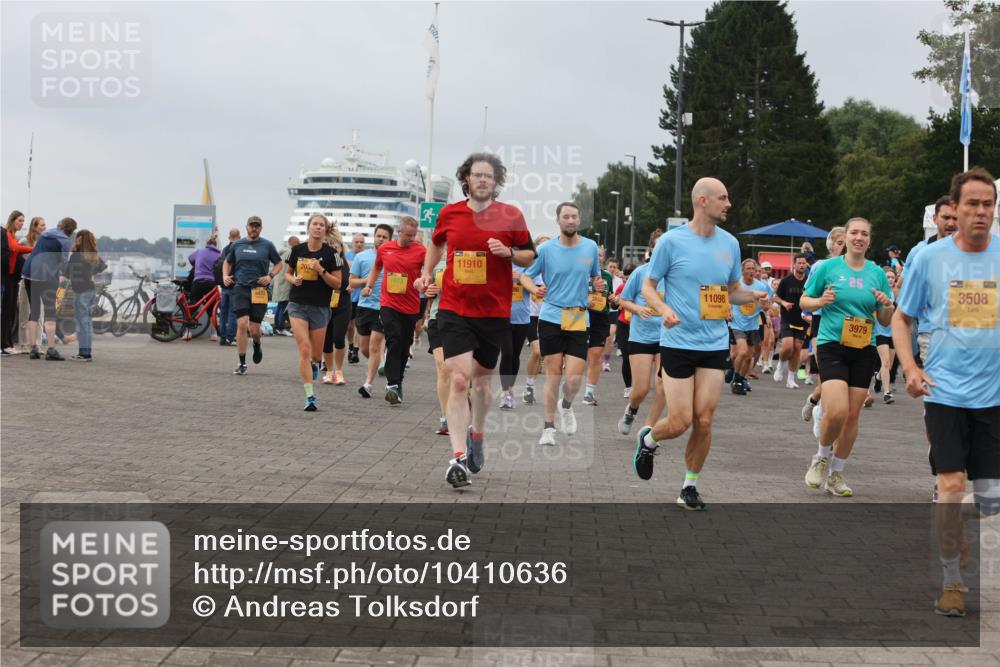 13.09.2026 - Kiel Lauf Andreas Tolksdorf http://msf.ph/oto/10410636 13.09.2026 10:01:36 Kiellinie 20, 1973, 11910, 11098, 25, 1, 3508, 3979 meine-sportfotos.de