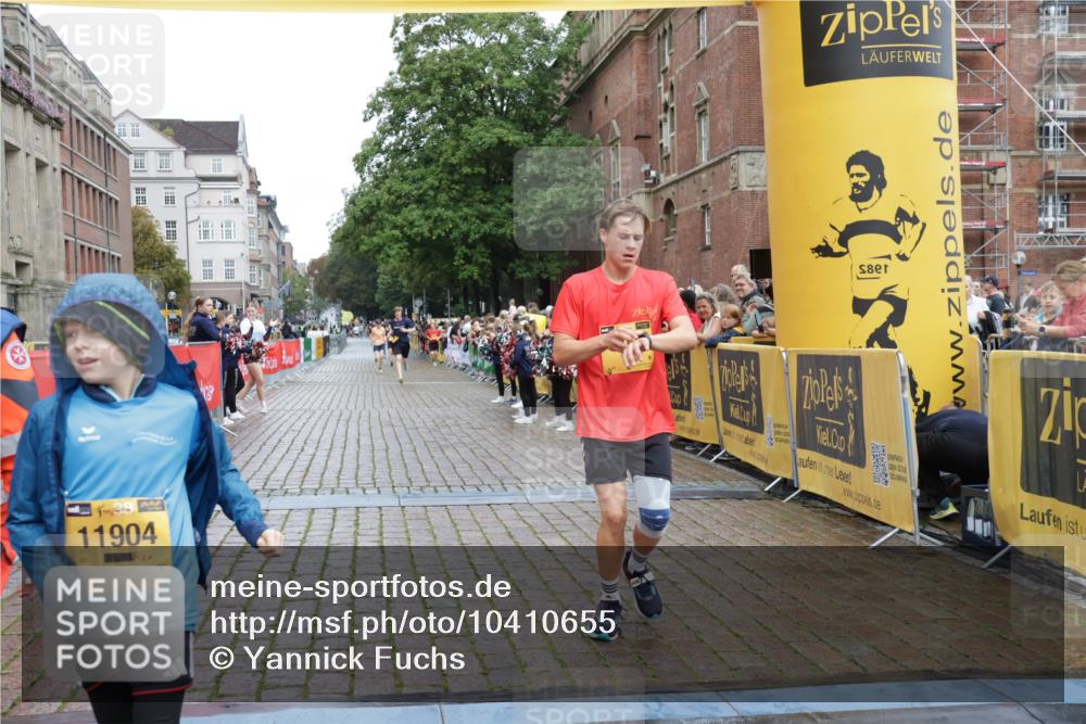 13.09.2026 - Kiel Lauf Yannick Fuchs http://msf.ph/oto/10410655 13.09.2026 09:34:57 Ziel 3168, 4361, 10461, 11719, 3679, 5815, 7743, 12278, 2761, 3766, 7414, 9380, 11904, 12484, 12832, 5332, 7743 meine-sportfotos.de
