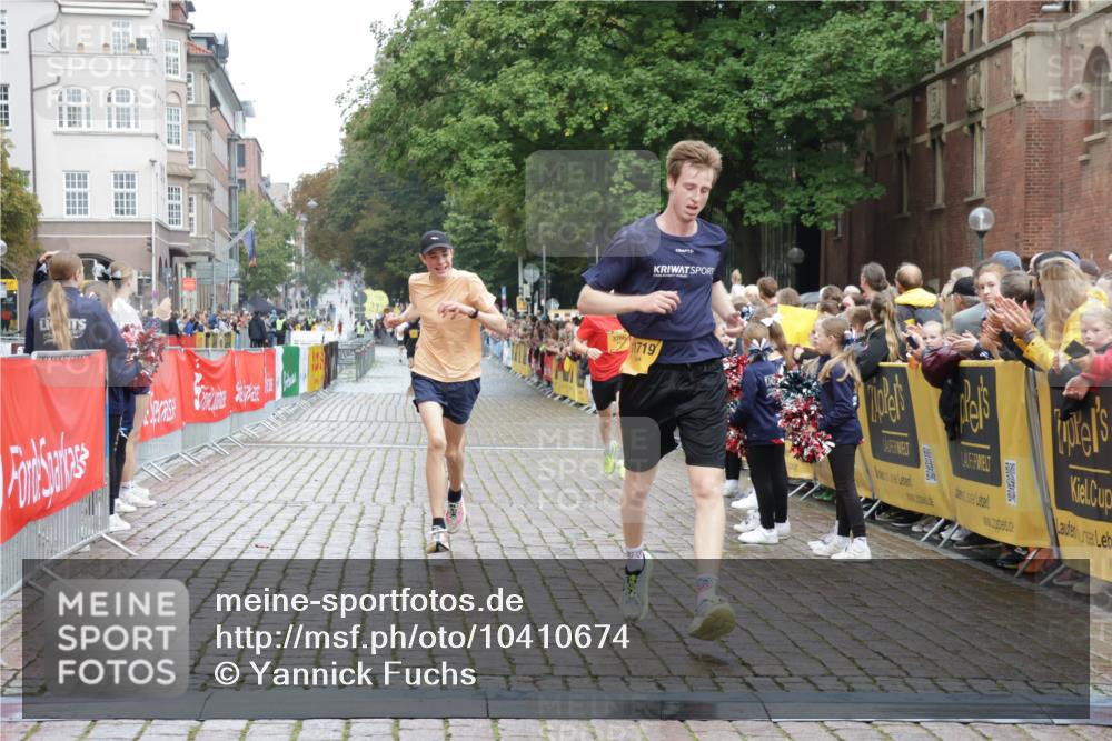 13.09.2026 - Kiel Lauf Yannick Fuchs http://msf.ph/oto/10410674 13.09.2026 09:35:02 Ziel 3168, 3766, 4361, 7414, 9380, 11719, 10461, 12278, 2761, 4638, 11904, 12484, 12832, 3679, 5332, 5815, 7743 meine-sportfotos.de