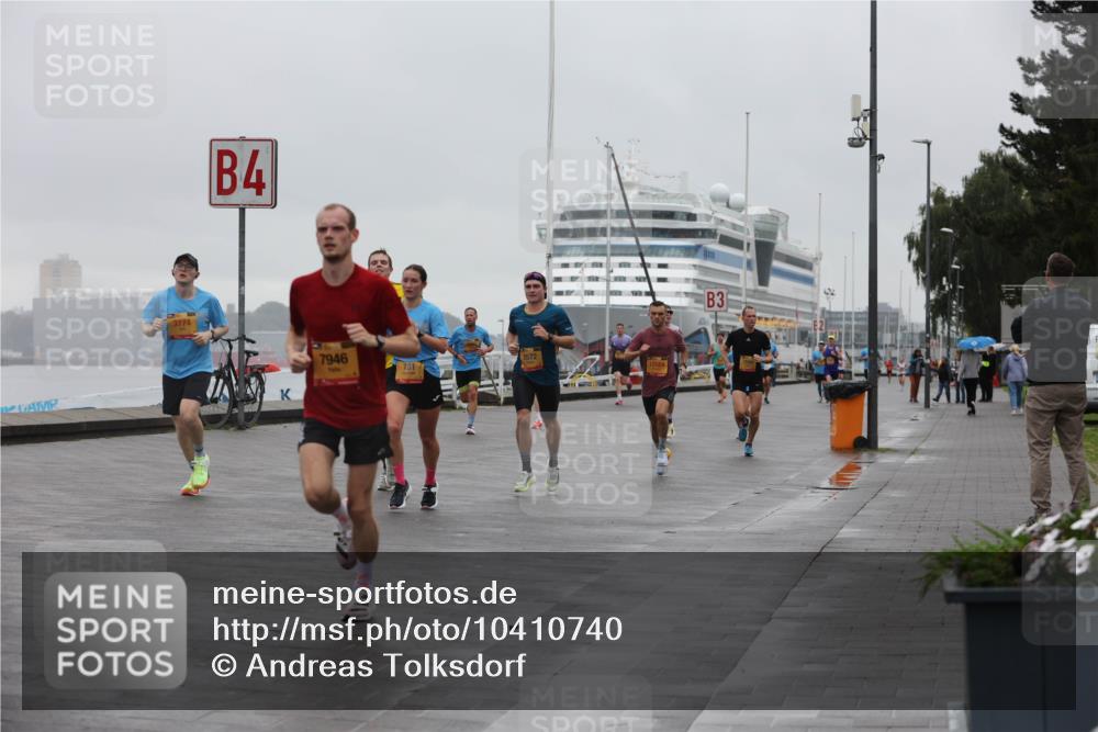 13.09.2026 - Kiel Lauf Andreas Tolksdorf http://msf.ph/oto/10410740 13.09.2026 11:43:40 Kiellinie 3774, 4, 7946, 2572, 731, 3 meine-sportfotos.de