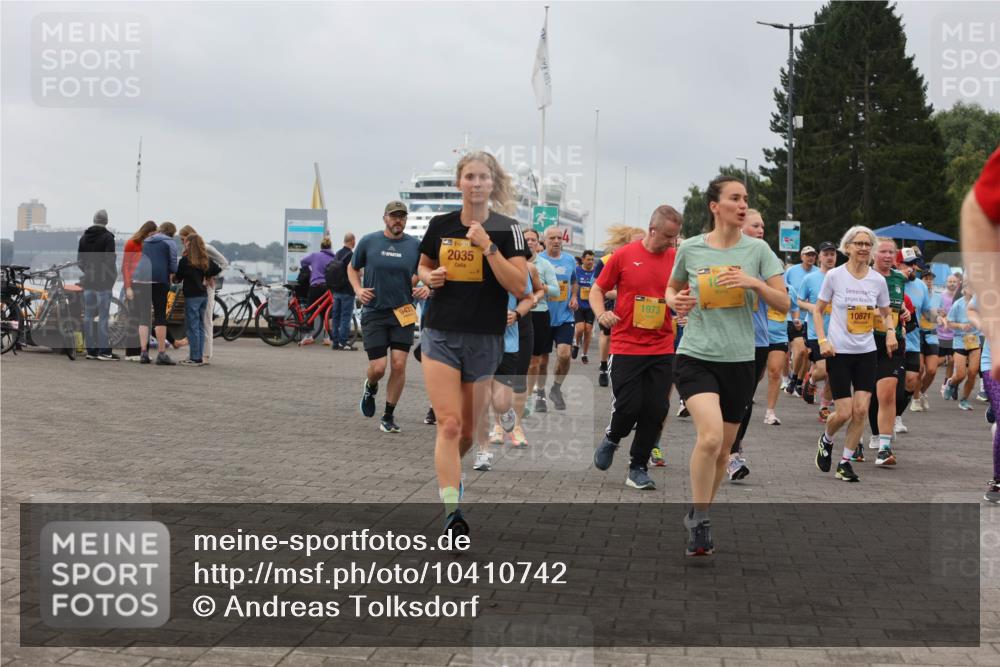 13.09.2026 - Kiel Lauf Andreas Tolksdorf http://msf.ph/oto/10410742 13.09.2026 10:01:38 Kiellinie 39, 2035, 9433, 1973, 10871 meine-sportfotos.de