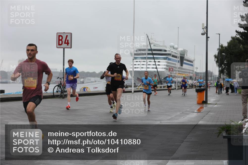 13.09.2026 - Kiel Lauf Andreas Tolksdorf http://msf.ph/oto/10410880 13.09.2026 11:43:45 Kiellinie 12604, 4, 7084, 3 meine-sportfotos.de