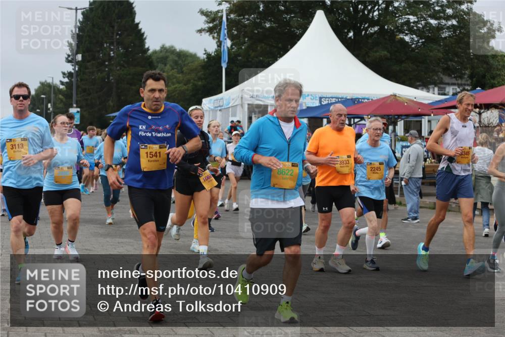 13.09.2026 - Kiel Lauf Andreas Tolksdorf http://msf.ph/oto/10410909 13.09.2026 10:01:47 Kiellinie 38, 3113, 2490, 38, 1541, 1068, 3933, 8622, 39, 2245, 345 meine-sportfotos.de