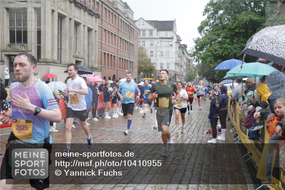 13.09.2026 - Kiel Lauf Yannick Fuchs http://msf.ph/oto/10410955 13.09.2026 10:41:41 Ziel 214, 604, 698, 811, 1183, 1241, 1445, 1772, 2387, 2532, 3249, 3329, 3330, 3351, 4895, 4959, 5058, 5108, 5158, 6165, 6960, 7363, 7403, 9364, 9369, 9395, 9567, 10273, 10575, 10579, 10960, 11336, 11461, 11484, 11530, 11586, 11610, 11858, 12419, 67, 827, 849, 973, 1183, 1241, 1494, 1704, 1781, 1785, 1933, 2388, 2531, 2647, 2825, 3363, 3952, 3960, 4062, 4286, 4436, 4527, 4691, 4732, 4976, 5058, 5335, 5726, 5753, 5839, 5916, 6461, 6654, 6993, 8155, 9349, 9398, 9947, 10066, 10307 meine-sportfotos.de