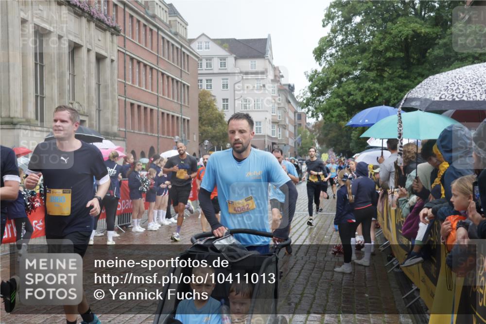 13.09.2026 - Kiel Lauf Yannick Fuchs http://msf.ph/oto/10411013 13.09.2026 10:41:57 Ziel 580, 1206, 1330, 1416, 1507, 1755, 2013, 2375, 2535, 2547, 2667, 2927, 3188, 3212, 3372, 3985, 4559, 5265, 5322, 5749, 6564, 6656, 6917, 7923, 8151, 8547, 8549, 8937, 8981, 9147, 9391, 9526, 9912, 10589, 10725, 10790, 11021, 11659, 11916, 12639, 67, 214, 604, 698, 811, 827, 849, 1183, 1241, 1445, 1494, 1507, 1772, 1933, 2387, 2531, 2532, 2647, 2927, 3249, 3329, 3330, 3351, 3960, 4062, 4895, 4959, 4976, 5058, 5108, 5158, 5335, 5726, 6165, 6960, 6993, 10307, 150, 239, 1704 meine-sportfotos.de