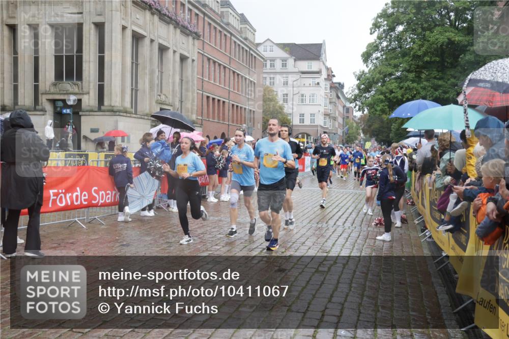 13.09.2026 - Kiel Lauf Yannick Fuchs http://msf.ph/oto/10411067 13.09.2026 10:42:04 Ziel 150, 580, 1416, 1755, 2375, 2535, 2665, 2667, 2819, 3188, 3212, 3372, 3985, 4399, 4475, 4513, 4604, 5155, 5265, 5322, 5669, 5749, 6175, 6236, 6587, 6656, 6917, 7051, 7923, 8547, 8549, 8981, 9147, 9391, 9595, 9912, 9920, 10452, 10725, 10877, 11021, 12639, 214, 604, 698, 811, 827, 1183, 1206, 1241, 1330, 1445, 1507, 1772, 2013, 2387, 2532, 2535, 2547, 2927, 3249, 3329, 3330, 3351, 4559, 4895, 4959, 4976, 5058, 5108, 5158, 6165, 6564, 6917, 6960, 239, 2224, 2314 meine-sportfotos.de