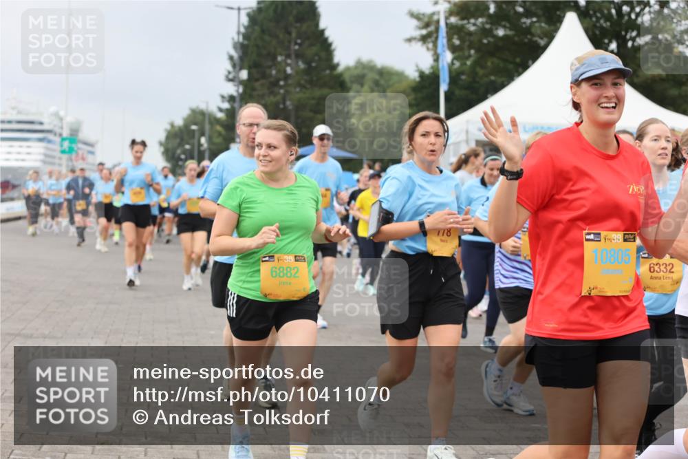 13.09.2026 - Kiel Lauf Andreas Tolksdorf http://msf.ph/oto/10411070 13.09.2026 10:01:53 Kiellinie 48, 6882, 778, 10805, 6332 meine-sportfotos.de