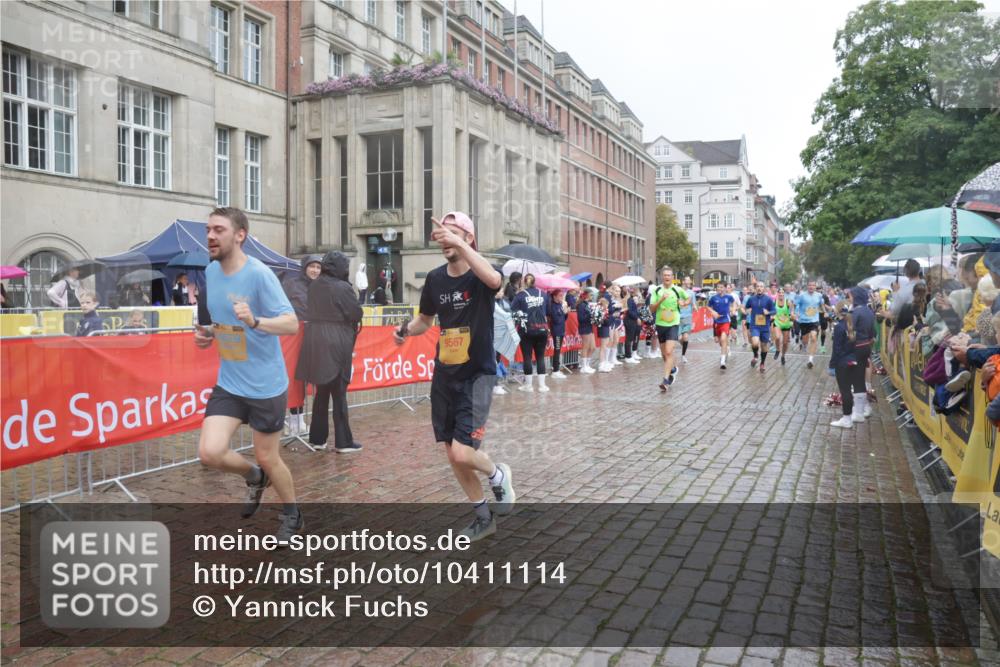 13.09.2026 - Kiel Lauf Yannick Fuchs http://msf.ph/oto/10411114 13.09.2026 10:42:07 Ziel 150, 580, 1755, 2665, 2819, 3188, 3212, 3372, 3985, 4399, 4475, 4513, 4604, 5155, 5265, 5322, 5669, 5749, 6175, 6236, 6587, 7051, 7475, 7923, 8034, 9147, 9391, 9420, 9595, 9912, 9920, 10452, 10725, 10877, 11021, 12639, 214, 604, 698, 811, 1206, 1330, 1416, 1445, 1507, 1772, 2013, 2375, 2387, 2532, 2535, 2547, 2667, 2927, 3188, 3249, 3329, 3330, 3351, 4559, 4895, 4959, 5108, 5158, 5265, 5322, 6165, 6564, 6656, 6917, 6960, 239, 1638, 2224, 2314 meine-sportfotos.de