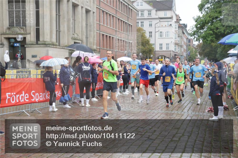 13.09.2026 - Kiel Lauf Yannick Fuchs http://msf.ph/oto/10411122 13.09.2026 10:42:08 Ziel 150, 294, 580, 1755, 2665, 2819, 2972, 3212, 3372, 3985, 4399, 4475, 4513, 4604, 5155, 5669, 5749, 6175, 6236, 6587, 6677, 7051, 7475, 7923, 8034, 9147, 9391, 9420, 9595, 9920, 10452, 10725, 10877, 11021, 12639, 214, 580, 604, 698, 811, 1206, 1330, 1416, 1445, 1507, 1772, 2013, 2375, 2387, 2532, 2535, 2547, 2667, 2927, 3188, 3249, 3329, 3330, 3351, 4559, 4895, 4959, 5108, 5158, 5265, 5322, 6165, 6564, 6656, 6917, 6960, 239, 1638, 2224, 2314 meine-sportfotos.de