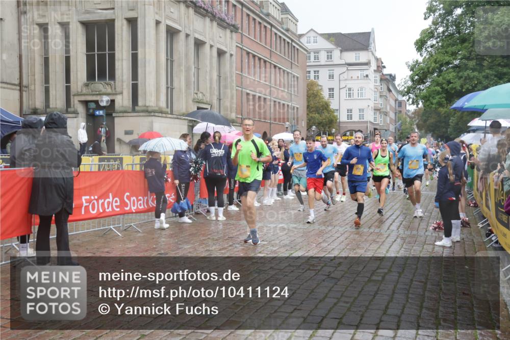 13.09.2026 - Kiel Lauf Yannick Fuchs http://msf.ph/oto/10411124 13.09.2026 10:42:08 Ziel 150, 294, 580, 1755, 2665, 2819, 2972, 3212, 3372, 3985, 4399, 4475, 4513, 4604, 5155, 5669, 5749, 6175, 6236, 6587, 6677, 7051, 7475, 7923, 8034, 9147, 9391, 9420, 9595, 9920, 10452, 10725, 10877, 11021, 12639, 214, 580, 604, 698, 811, 1206, 1330, 1416, 1445, 1507, 1772, 2013, 2375, 2387, 2532, 2535, 2547, 2667, 2927, 3188, 3249, 3329, 3330, 3351, 4559, 4895, 4959, 5108, 5158, 5265, 5322, 6165, 6564, 6656, 6917, 6960, 239, 1638, 2224, 2314 meine-sportfotos.de