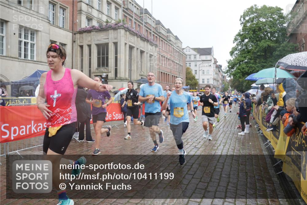 13.09.2026 - Kiel Lauf Yannick Fuchs http://msf.ph/oto/10411199 13.09.2026 10:42:12 Ziel 150, 239, 294, 1328, 2665, 2819, 2972, 3212, 3254, 3367, 4399, 4475, 4513, 4604, 4919, 5155, 5669, 5802, 6175, 6236, 6587, 6677, 6678, 7051, 7475, 8034, 9391, 9420, 9595, 9635, 9712, 9920, 10452, 10465, 10877, 11175, 214, 580, 698, 811, 1206, 1330, 1416, 1445, 1507, 1755, 1772, 2013, 2375, 2387, 2535, 2547, 2667, 2927, 3188, 3212, 3249, 3330, 3351, 3372, 3985, 4559, 4895, 4959, 5108, 5158, 5265, 5322, 5749, 6165, 6564, 6656, 6917, 6960, 757, 1638, 2224, 2314, 3821, 4451, 811 meine-sportfotos.de