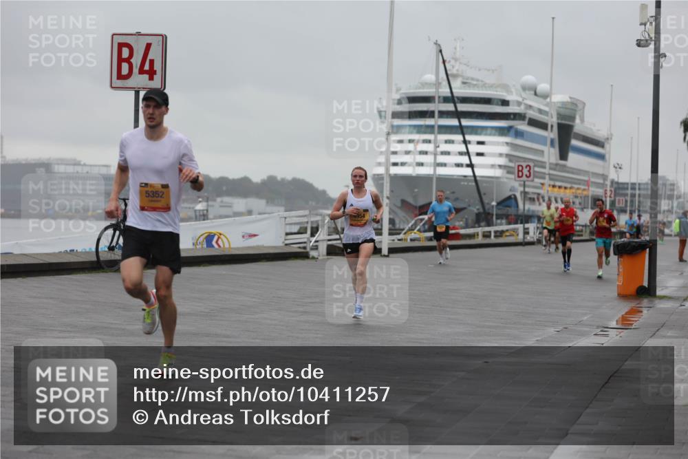 13.09.2026 - Kiel Lauf Andreas Tolksdorf http://msf.ph/oto/10411257 13.09.2026 11:44:10 Kiellinie 4, 5352, 4954, 3 meine-sportfotos.de
