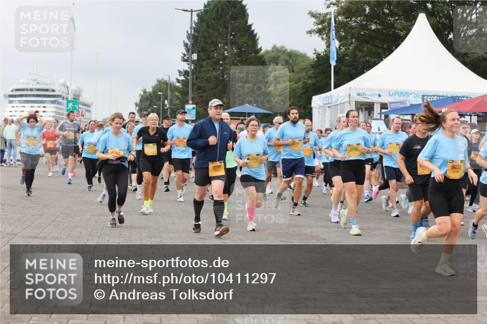 13.09.2026 - Kiel Lauf Andreas Tolksdorf http://msf.ph/oto/10411297 13.09.2026 10:02:00 Kiellinie 1698, 701, 11204, 9970 meine-sportfotos.de