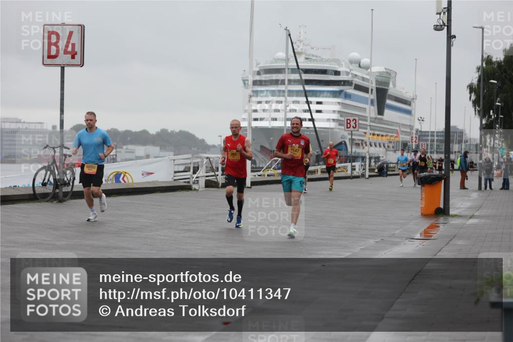13.09.2026 - Kiel Lauf Andreas Tolksdorf http://msf.ph/oto/10411347 13.09.2026 11:44:17 Kiellinie 4, 263, 10283, 2147, 3 meine-sportfotos.de