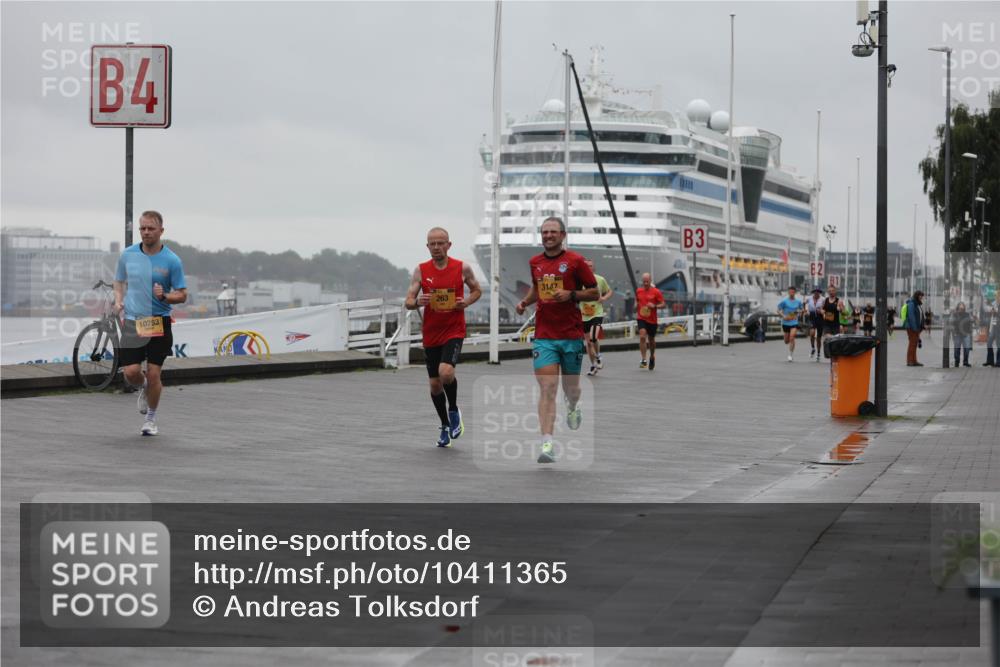13.09.2026 - Kiel Lauf Andreas Tolksdorf http://msf.ph/oto/10411365 13.09.2026 11:44:18 Kiellinie 4, 10283, 263, 3147, 3 meine-sportfotos.de