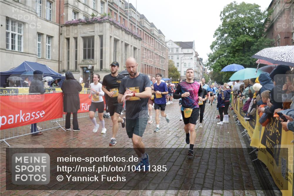 13.09.2026 - Kiel Lauf Yannick Fuchs http://msf.ph/oto/10411385 13.09.2026 10:42:30 Ziel 757, 1245, 1638, 2224, 2314, 2507, 2745, 3821, 4034, 4320, 4352, 4451, 5476, 5636, 5877, 6088, 6615, 7187, 7299, 7586, 8304, 8318, 8418, 8758, 8847, 9135, 9152, 9548, 10112, 10272, 10328, 10558, 10625, 10724, 11148, 11770, 12619, 150, 239, 294, 580, 1245, 1328, 1416, 1755, 2375, 2665, 2667, 2819, 2820, 2972, 3188, 3212, 3254, 3367, 3372, 3985, 4399, 4475, 4513, 4604, 4919, 5155, 5265, 5322, 5669, 5749, 5802, 6020, 6175, 6236, 6587, 6656, 6677, 6678, 3188, 5265 meine-sportfotos.de
