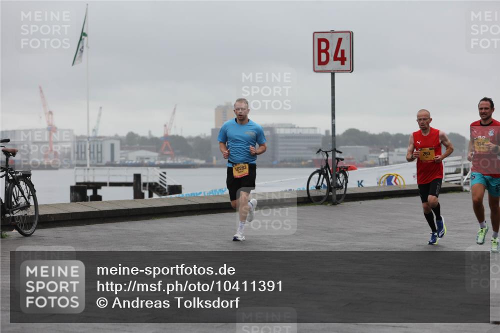 13.09.2026 - Kiel Lauf Andreas Tolksdorf http://msf.ph/oto/10411391 13.09.2026 11:44:19 Kiellinie 16, 75, 10283, 4, 263, 314 meine-sportfotos.de