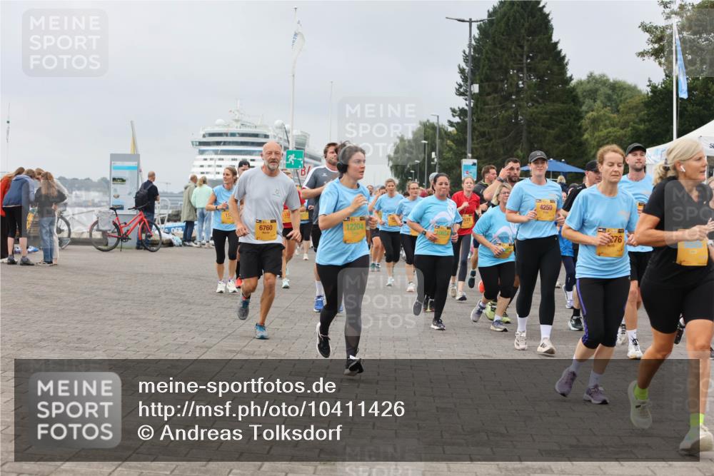 13.09.2026 - Kiel Lauf Andreas Tolksdorf http://msf.ph/oto/10411426 13.09.2026 10:02:03 Kiellinie 4, 3, 6760, 12204, 10654, 4250, 76 meine-sportfotos.de