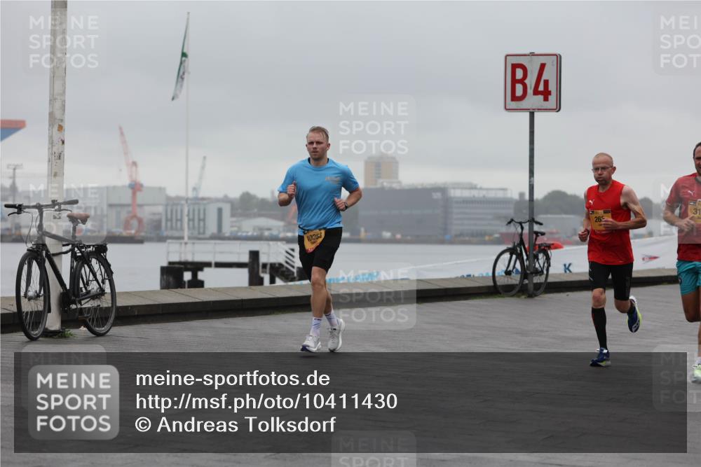 13.09.2026 - Kiel Lauf Andreas Tolksdorf http://msf.ph/oto/10411430 13.09.2026 11:44:19 Kiellinie 10283, 4, 26, 31 meine-sportfotos.de