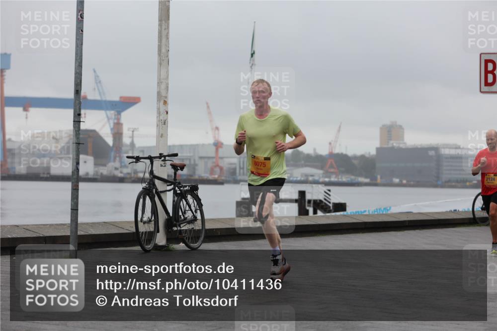 13.09.2026 - Kiel Lauf Andreas Tolksdorf http://msf.ph/oto/10411436 13.09.2026 11:44:27 Kiellinie 8075, 2124 meine-sportfotos.de