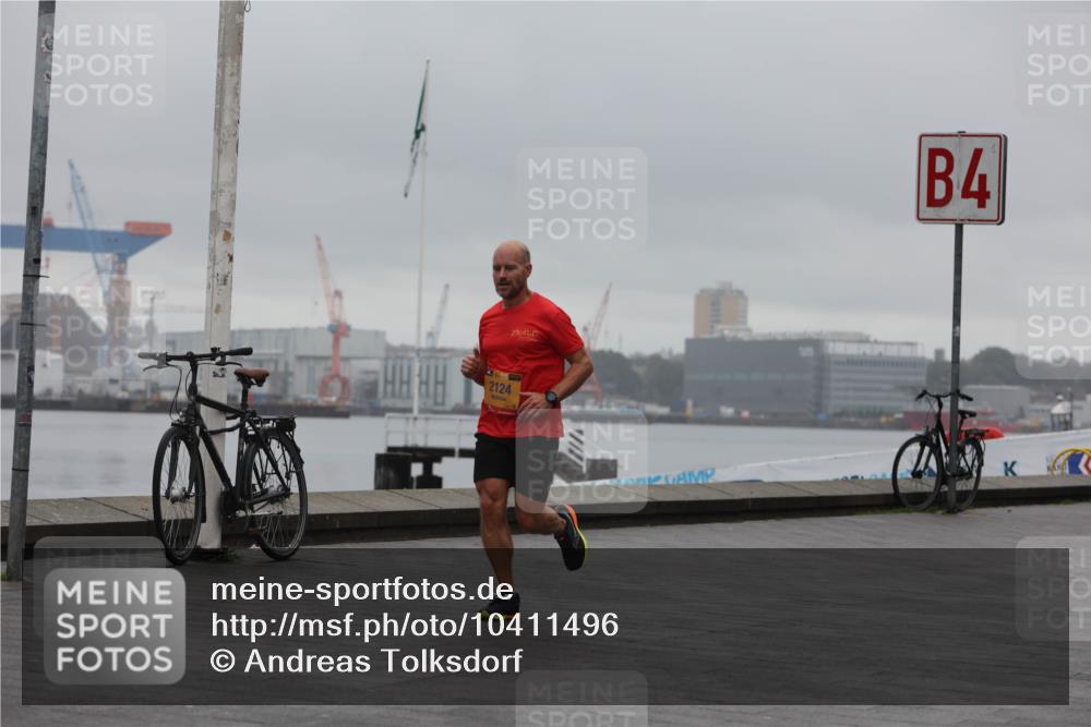 13.09.2026 - Kiel Lauf Andreas Tolksdorf http://msf.ph/oto/10411496 13.09.2026 11:44:29 Kiellinie 199, 2124, 4 meine-sportfotos.de