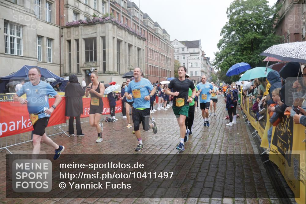 13.09.2026 - Kiel Lauf Yannick Fuchs http://msf.ph/oto/10411497 13.09.2026 10:42:39 Ziel 757, 1680, 2239, 2273, 2507, 2745, 3036, 3474, 3821, 4034, 4320, 4352, 4451, 5450, 5476, 5911, 5933, 5952, 6088, 6147, 6196, 6615, 6839, 7014, 7685, 8418, 8458, 8635, 8758, 8847, 10112, 10272, 10328, 10558, 10711, 10724, 11164, 11770, 12001, 12155, 150, 239, 294, 1245, 1328, 1638, 2224, 2314, 2665, 2745, 2820, 2972, 3254, 3367, 4034, 4399, 4475, 4513, 4604, 4919, 5155, 5636, 5669, 5802, 5877, 6020, 6175, 6587, 6677, 6678, 7187, 7299, 7586, 8304, 9152, 3188, 5265 meine-sportfotos.de