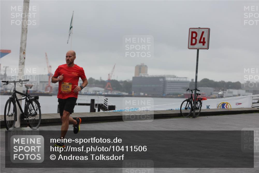13.09.2026 - Kiel Lauf Andreas Tolksdorf http://msf.ph/oto/10411506 13.09.2026 11:44:30 Kiellinie 484, 2124, 4 meine-sportfotos.de