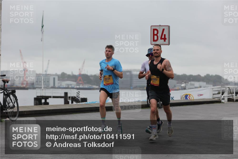 13.09.2026 - Kiel Lauf Andreas Tolksdorf http://msf.ph/oto/10411591 13.09.2026 11:44:33 Kiellinie 4, 16, 2231, 397, 5587 meine-sportfotos.de
