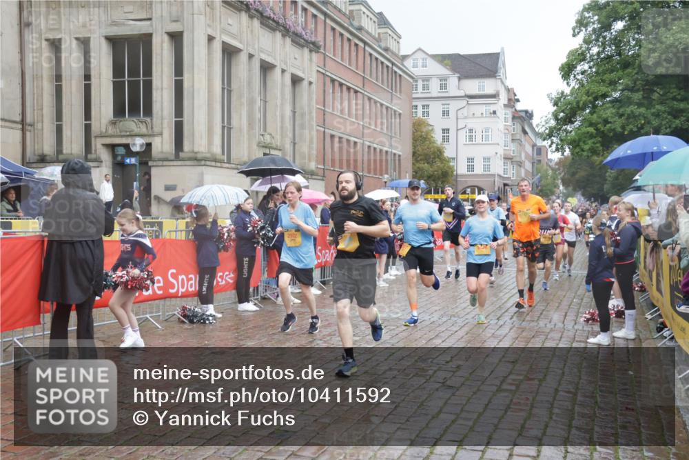 13.09.2026 - Kiel Lauf Yannick Fuchs http://msf.ph/oto/10411592 13.09.2026 10:42:45 Ziel 1680, 1975, 2239, 2273, 3036, 3260, 3474, 3584, 5450, 5911, 5933, 5952, 6129, 6136, 6147, 6196, 6320, 6567, 6839, 7014, 7422, 7657, 7685, 7692, 8458, 8635, 8759, 9341, 10667, 10711, 11164, 12001, 12155, 12208, 12825, 239, 294, 757, 1245, 1328, 1638, 2224, 2314, 2507, 2745, 2820, 2972, 3254, 3367, 3821, 4034, 4320, 4352, 4451, 4919, 5476, 5636, 5802, 5877, 6020, 6088, 6615, 6677, 6678, 7187, 7299, 7586, 8304, 9152, 2427, 5437, 5155, 7475, 8034, 9420 meine-sportfotos.de