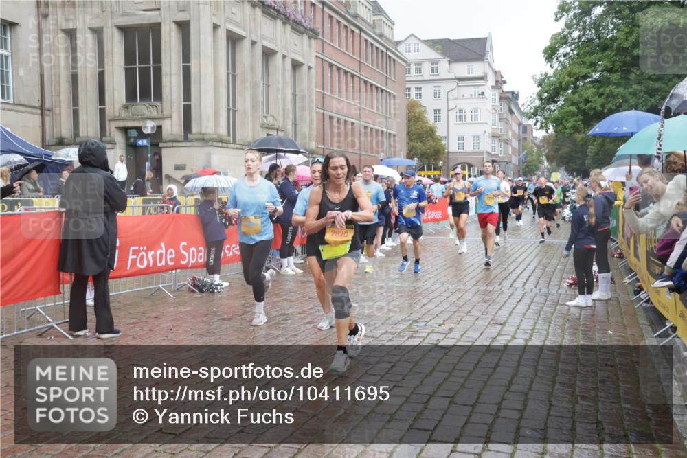 13.09.2026 - Kiel Lauf Yannick Fuchs http://msf.ph/oto/10411695 13.09.2026 10:42:52 Ziel 1975, 2239, 2273, 2999, 3260, 3572, 3584, 4120, 5450, 5814, 5911, 5933, 6129, 6136, 6147, 6320, 6567, 6839, 7188, 7422, 7555, 7657, 7692, 7814, 8287, 8759, 9177, 9341, 10485, 10667, 10711, 11129, 11643, 12208, 12279, 12825, 12827, 239, 757, 1245, 1638, 1680, 2224, 2239, 2314, 2507, 2745, 2820, 3036, 3367, 3474, 3821, 4034, 4320, 4352, 4451, 5476, 5636, 5802, 5877, 5952, 6020, 6088, 6147, 6196, 6615, 7014, 7187, 7299, 7586, 7685, 8304, 9152, 2427, 5437, 7475, 8034, 9420 meine-sportfotos.de