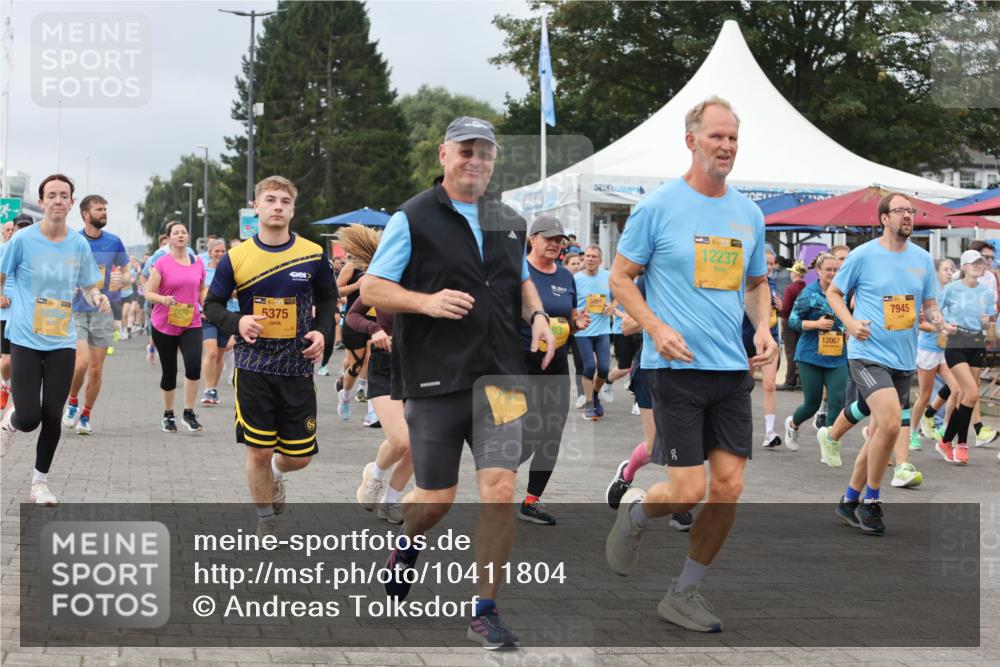 13.09.2026 - Kiel Lauf Andreas Tolksdorf http://msf.ph/oto/10411804 13.09.2026 10:02:15 Kiellinie 12262, 7174, 39, 5375, 39, 12237, 12067, 7945 meine-sportfotos.de