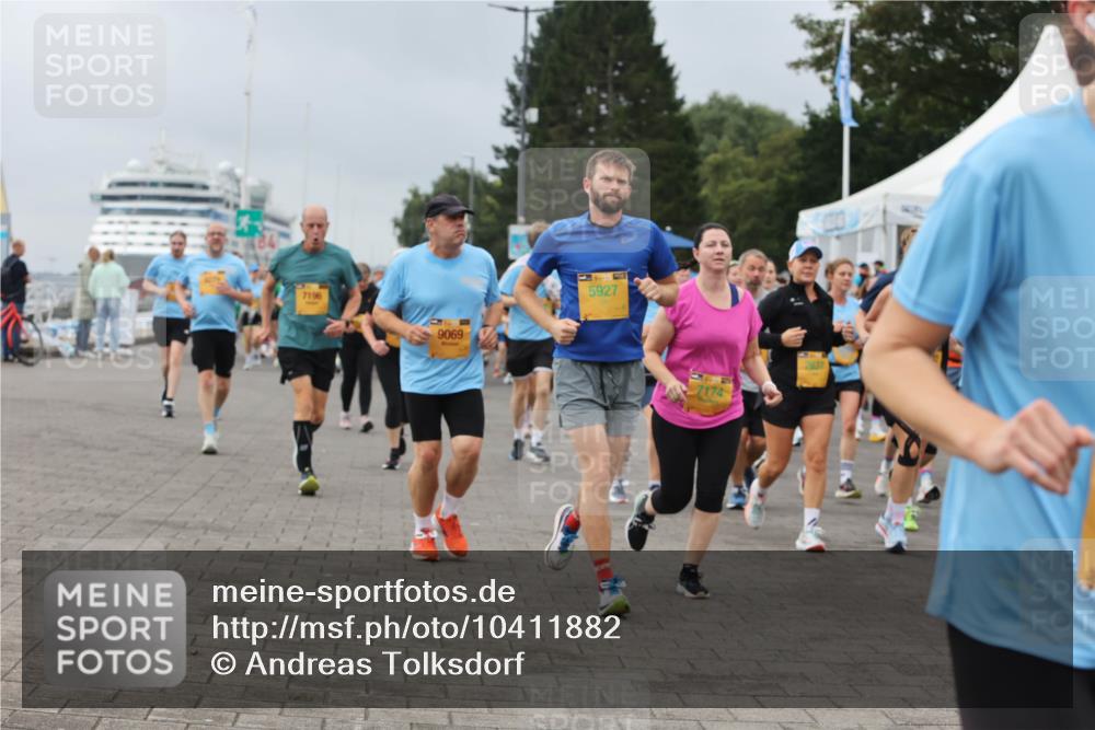 13.09.2026 - Kiel Lauf Andreas Tolksdorf http://msf.ph/oto/10411882 13.09.2026 10:02:18 Kiellinie 7196, 9069, 5927, 7174 meine-sportfotos.de