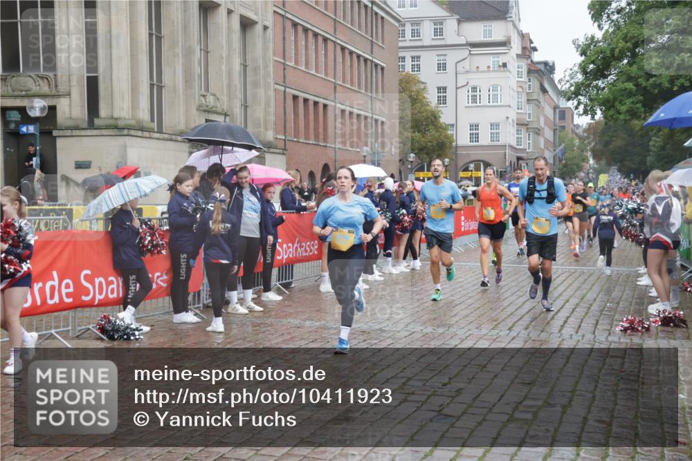 13.09.2026 - Kiel Lauf Yannick Fuchs http://msf.ph/oto/10411923 13.09.2026 10:43:08 Ziel 610, 1121, 1290, 1931, 2376, 2427, 2481, 2502, 2627, 2633, 2954, 3169, 3248, 3976, 4825, 5070, 5298, 5414, 5437, 6121, 6139, 6179, 6439, 6713, 9483, 9627, 9632, 10812, 10955, 11146, 11344, 11726, 11971, 11984, 12165, 12187, 12480, 12824, 1680, 1975, 2239, 2273, 2507, 2627, 2999, 3036, 3260, 3474, 3572, 3584, 4120, 5298, 5450, 5476, 5814, 5911, 5933, 5952, 6129, 6136, 6147, 6196, 6320, 6567, 6839, 7014, 7685, 7692, 485, 681, 1178, 2131, 2887 meine-sportfotos.de
